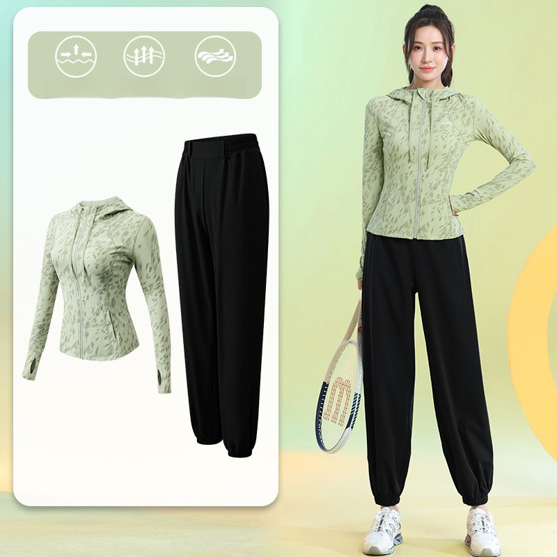 ชุดวิ่งผู้หญิงแขนยาวลายดอกไม้  - Running Gear Gym บทวิจารณ์และราคา